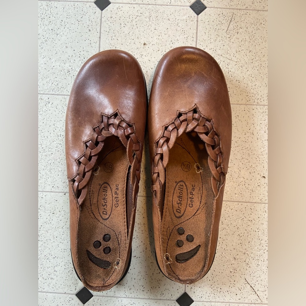 Dr Scholl’s slip on leather shoes